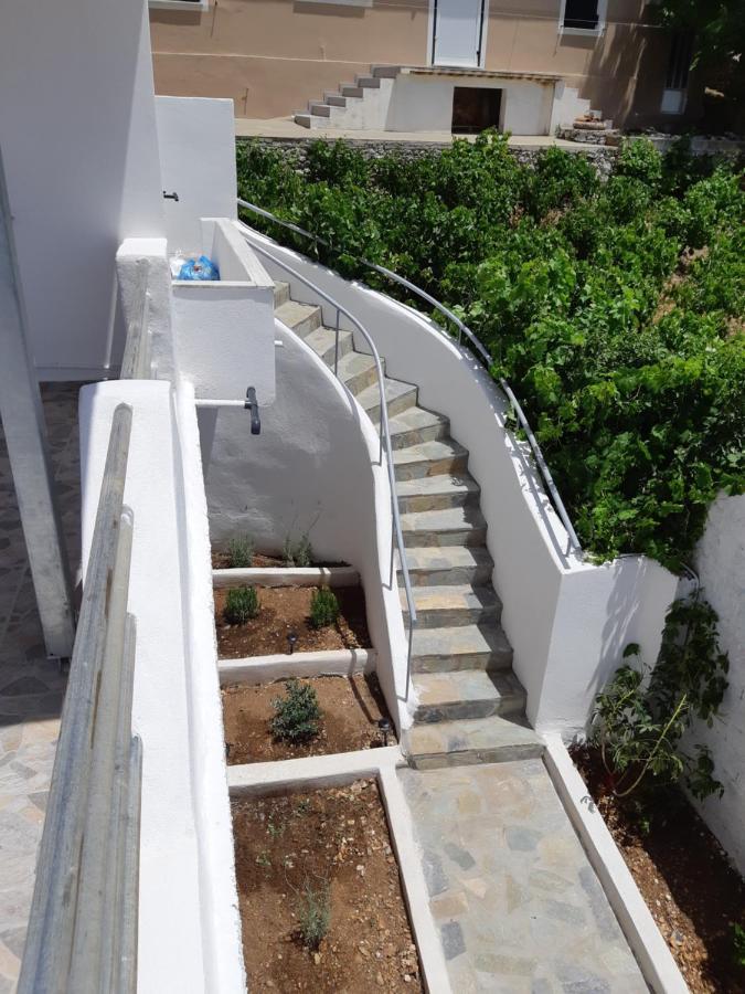 Α Peaceful Nest Apartamento Volímai Exterior foto