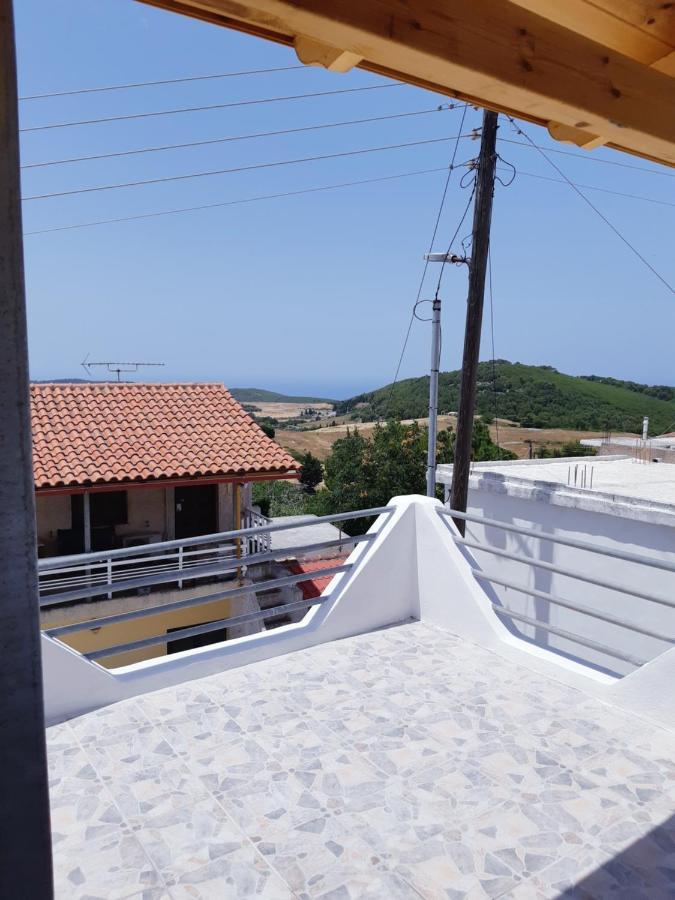 Α Peaceful Nest Apartamento Volímai Exterior foto