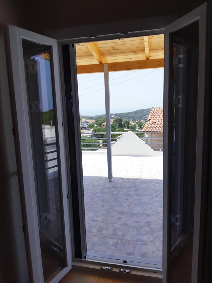 Α Peaceful Nest Apartamento Volímai Exterior foto
